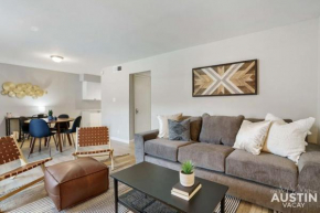 Pet Friendly w Pool Near Mueller Free Parking